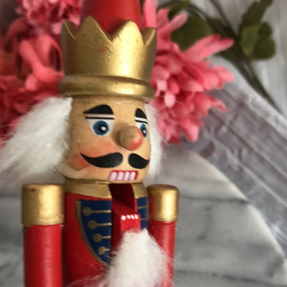Christmas Nutcrackers wooden Mrs Santa Claus with cookies & smaller sold… - Picture 5 of 12